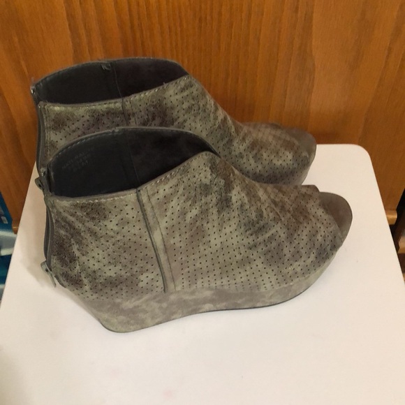 Wedge booties - Picture 8 of 12